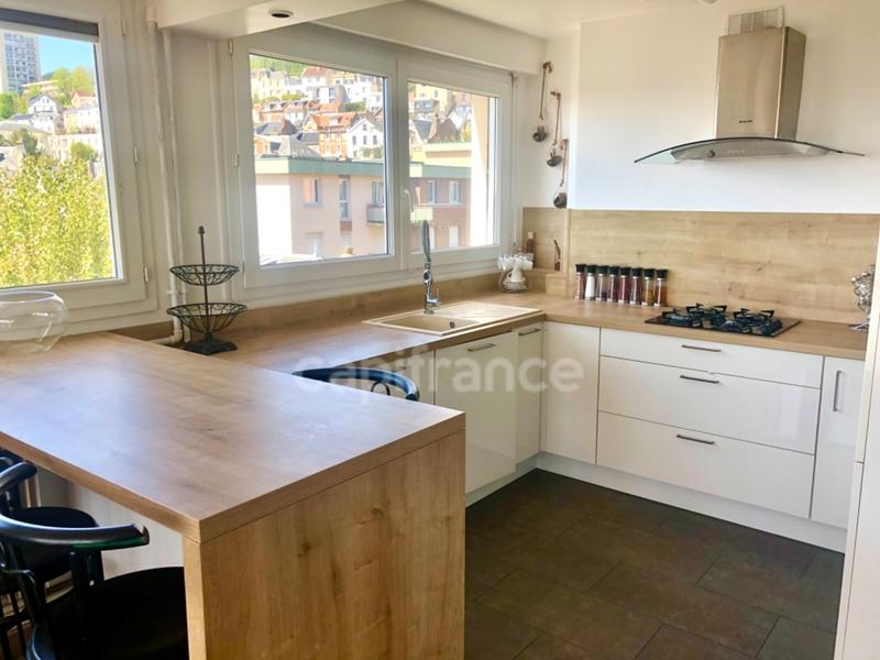 Appartement - 81 m² - 5 pièces