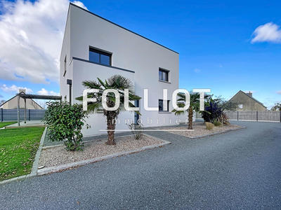 Maison - 143 m² - 6 pièces