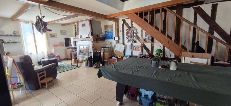 Maison - 161 m² - 7 pièces