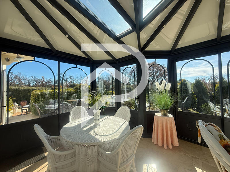 Villa - 200 m² - 5 pièces