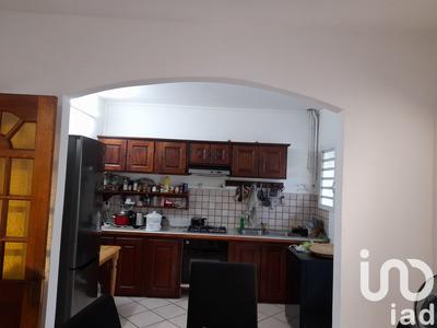 Maison - 180 m² - 12 pièces