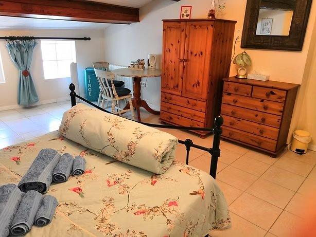 Maison chambre d'hôtes - 248 m² - 9 pièces