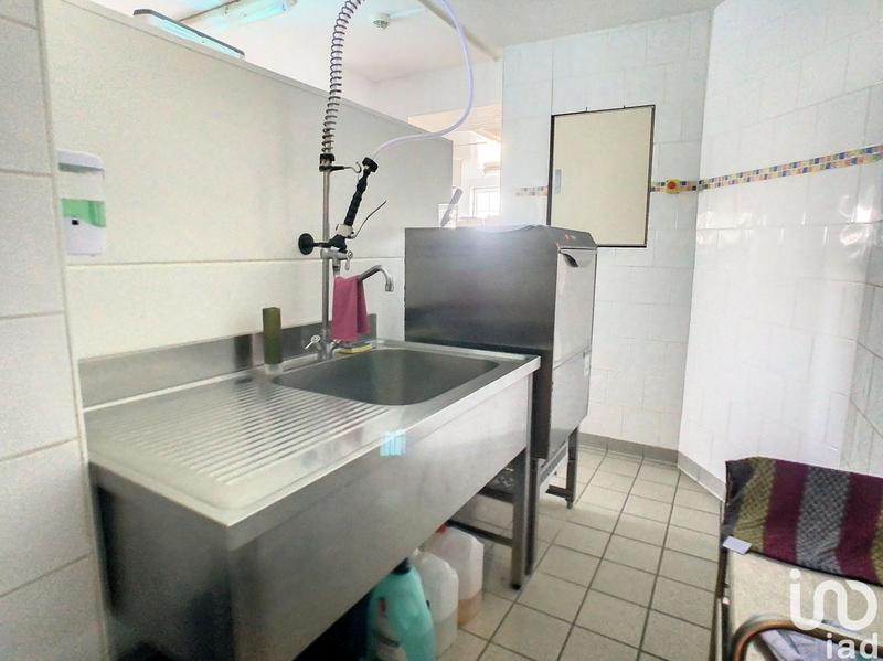 Local commercial - 393 m²