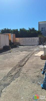 Local commercial - 242 m²