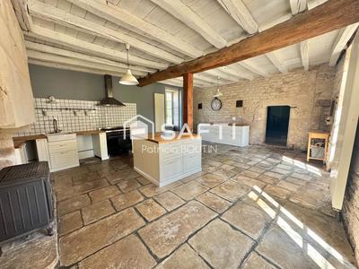 Maison - 256 m² - 6 pièces