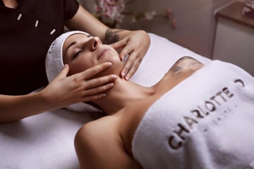 Charlotte d salon de beauté