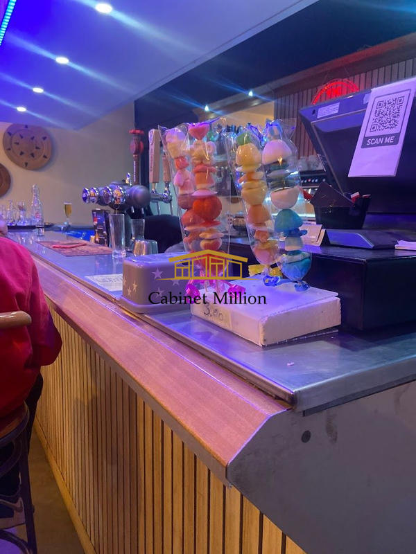 Local commercial - 341 m²