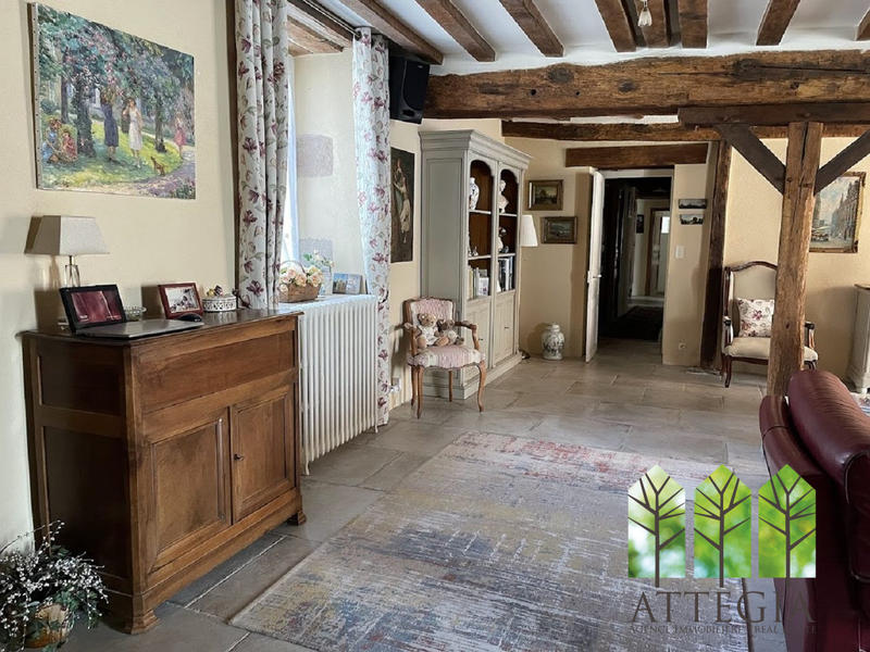 Maison traditionnelle - 422 m² - 14 pièces