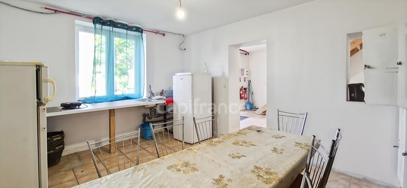 Maison - 262 m² - 14 pièces