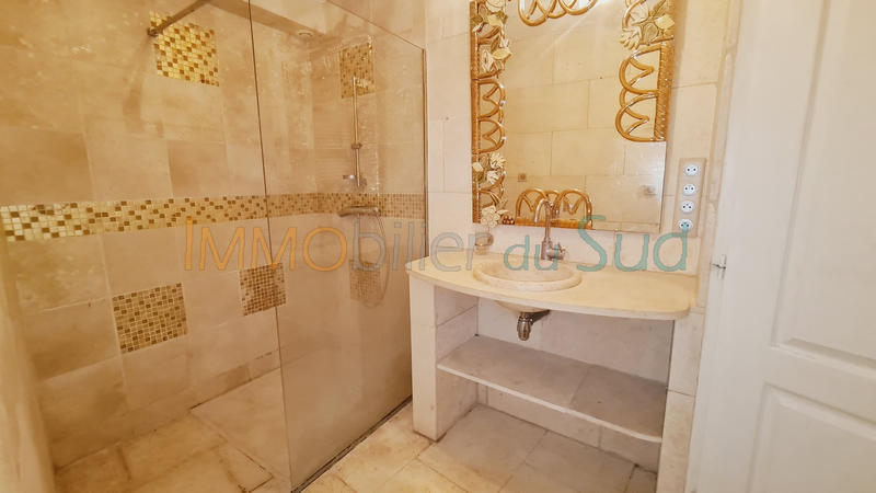 Appartement - 85 m² - 3 pièces