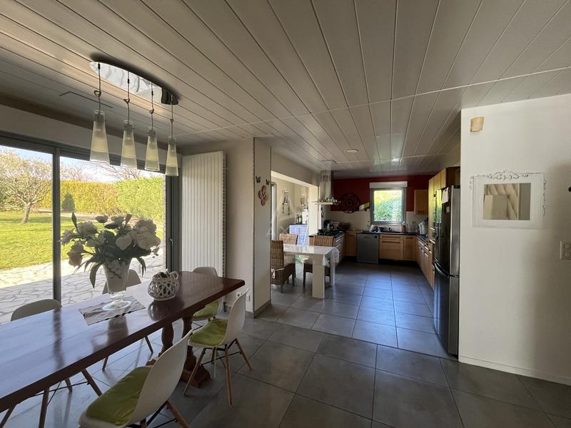 Maison d'architecte - 228 m² - 8 pièces