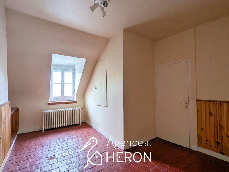 Maison - 204 m² - 8 pièces