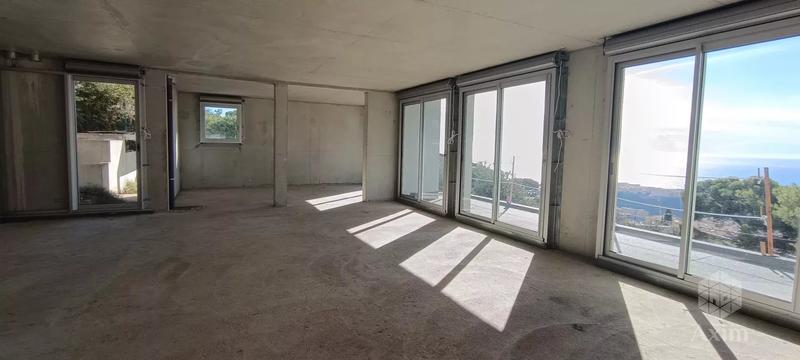 Villa - 643 m² - 9 pièces