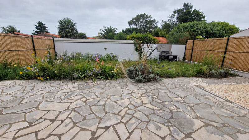 Maison - 84 m² - 4 pièces