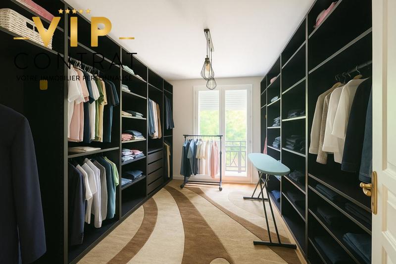 Demeure - 264 m² - 9 pièces