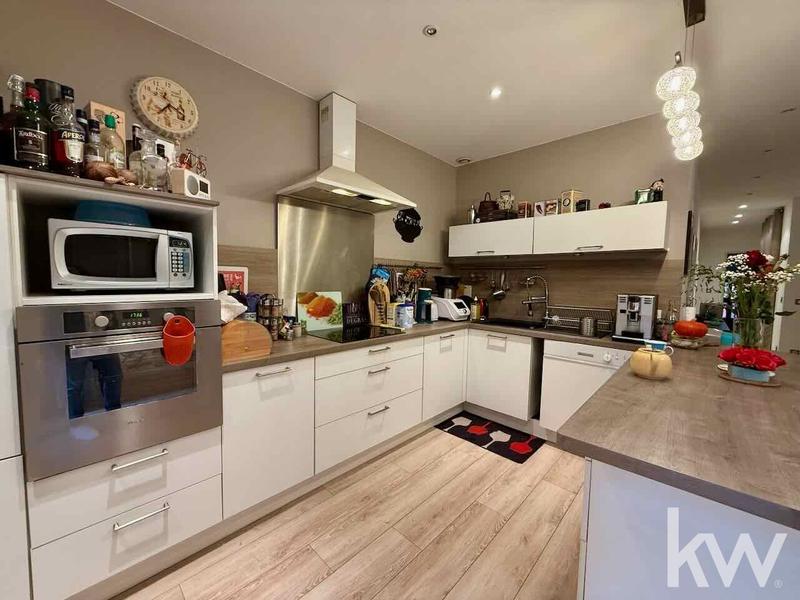 Appartement - 106 m² - 4 pièces