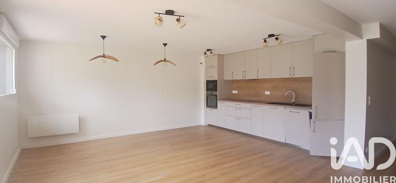 Appartement - 80 m² - 3 pièces