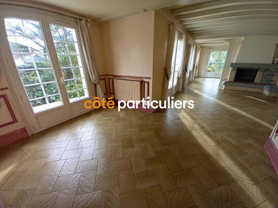 Maison - 174 m² - 7 pièces