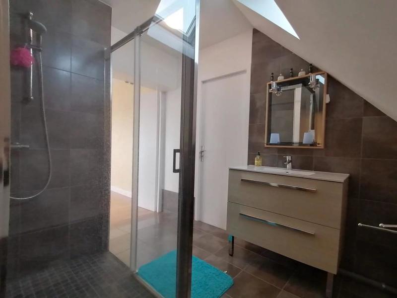 Maison - 161 m² - 6 pièces