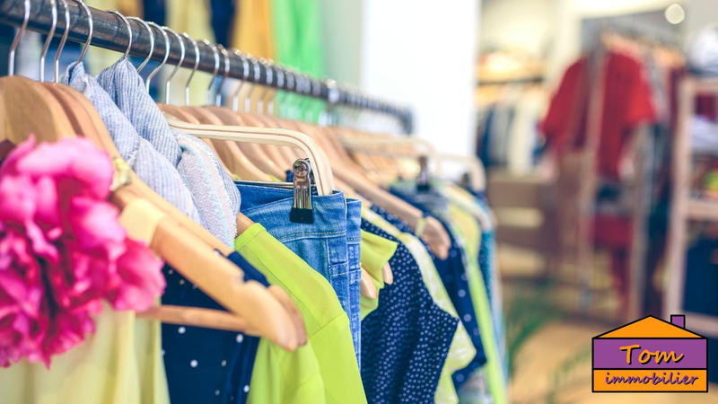 Fonds de commerce - Magasins - 120 m²