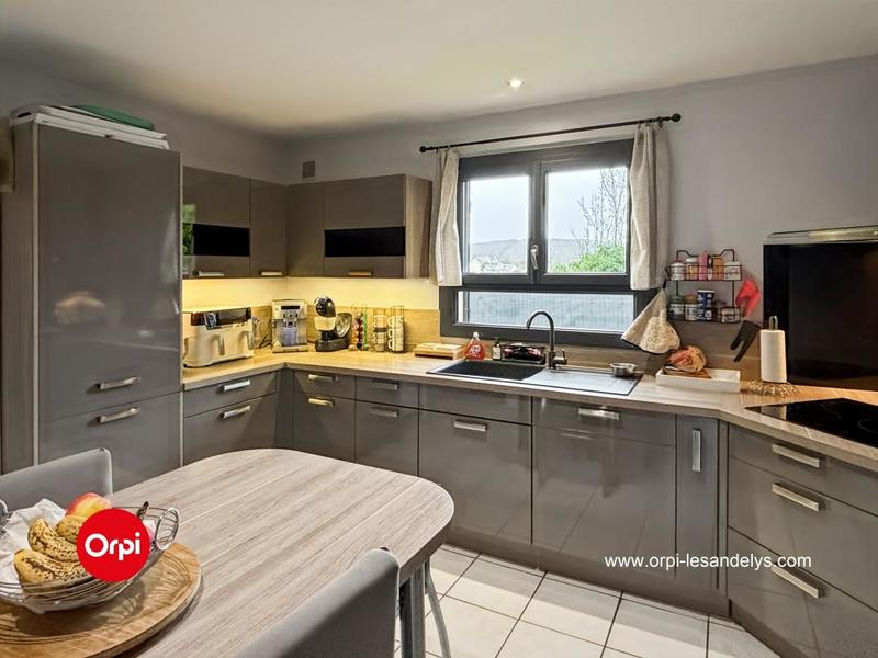 Maison - 96 m² - 4 pièces