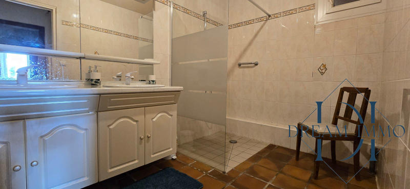 Maison ancienne - 227 m² - 8 pièces