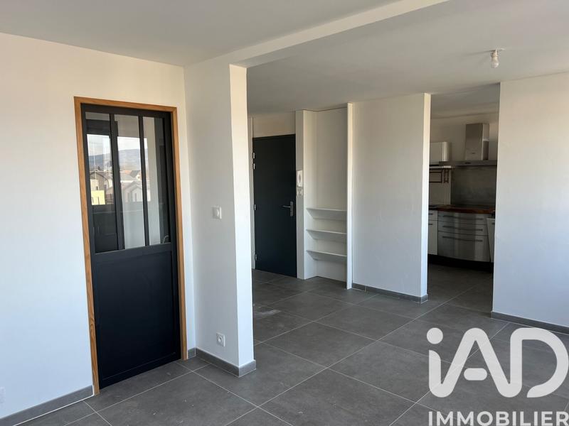 Appartement - 81 m² - 4 pièces