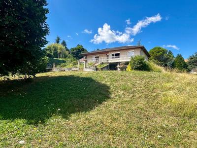 Maison - 98 m² - 5 pièces