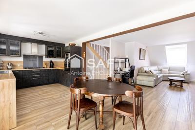 Maison - 165 m² - 6 pièces