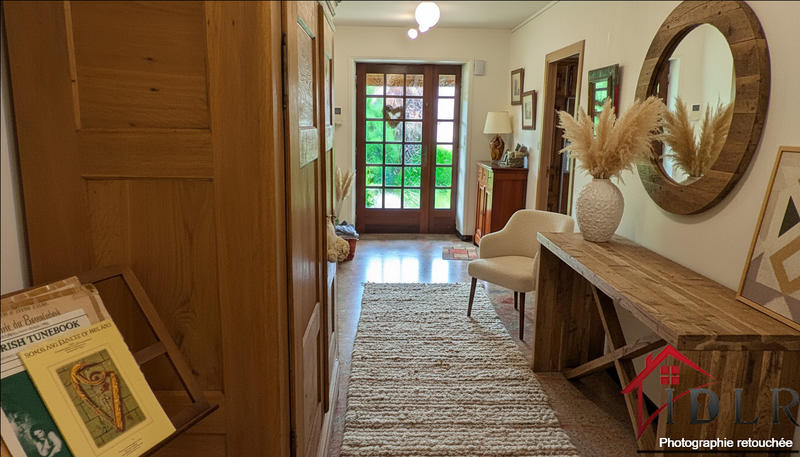 Maison - 200 m² - 7 pièces