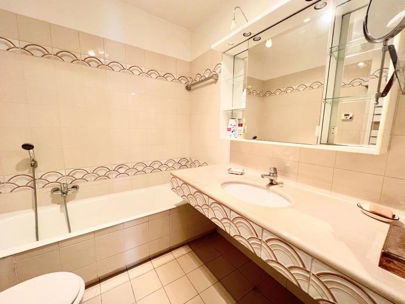 Appartement - 86 m² - 4 pièces