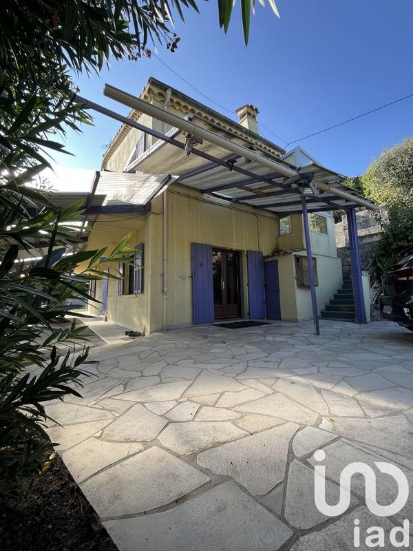 Maison - 142 m² - 5 pièces