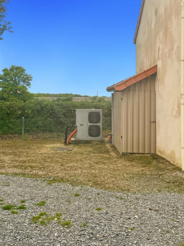 Maison - 250 m² - 10 pièces