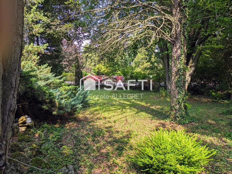 Maison - 130 m² - 7 pièces