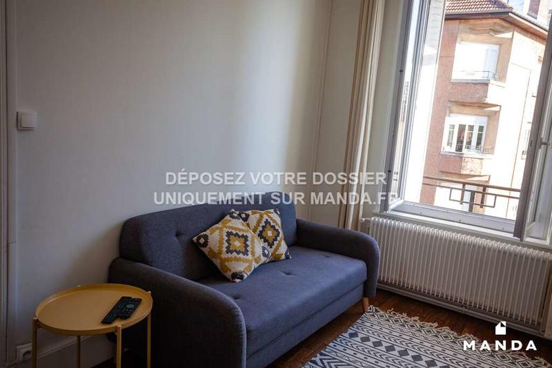 Chambre - 14 m² - 3 pièces