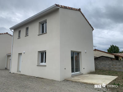 Maison - 93 m² - 4 pièces