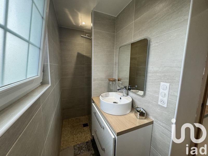 Maison - 95 m² - 5 pièces