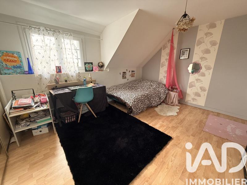 Maison - 159 m² - 7 pièces