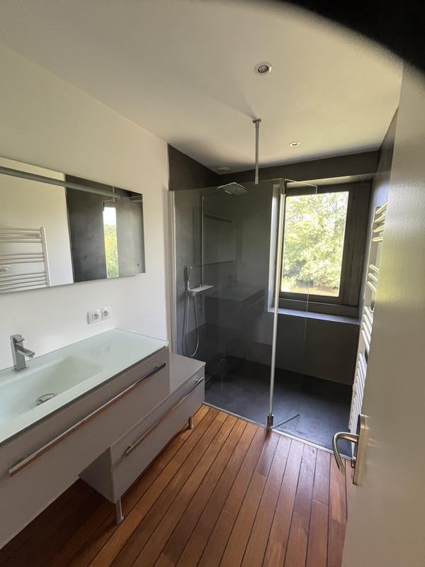 Propriété - 422 m² - 29 pièces