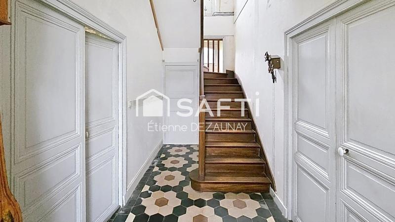 Propriété - 420 m² - 13 pièces