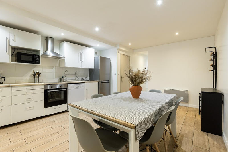 Appartement - 160 m² - 7 pièces