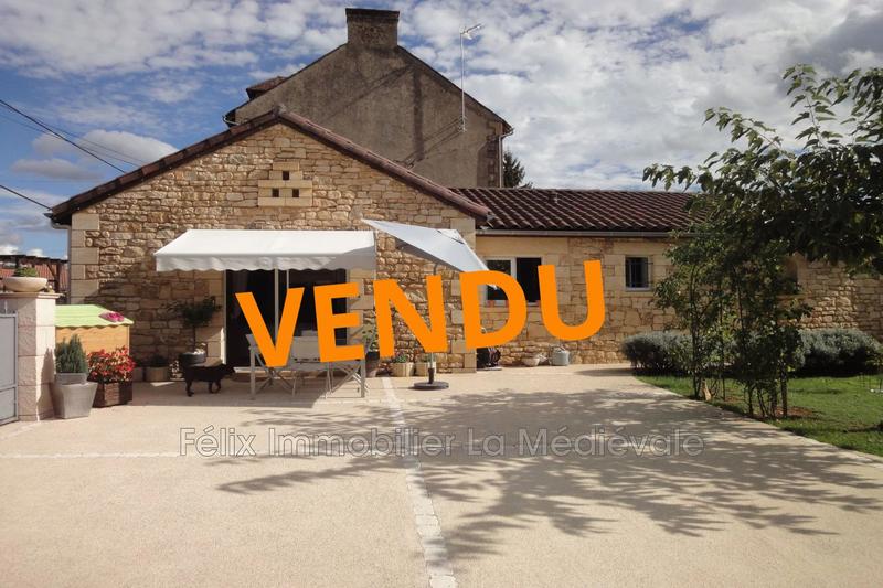 Maison - 105 m² - 4 pièces