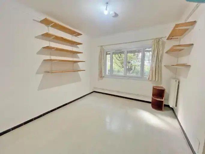 Villa - 96 m² - 5 pièces