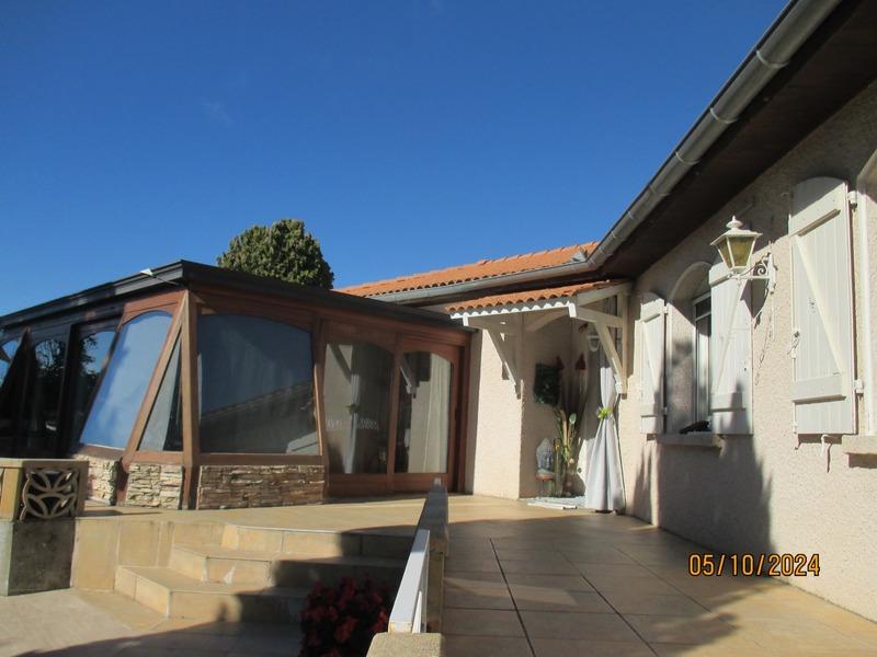 Maison - 186 m² - 8 pièces