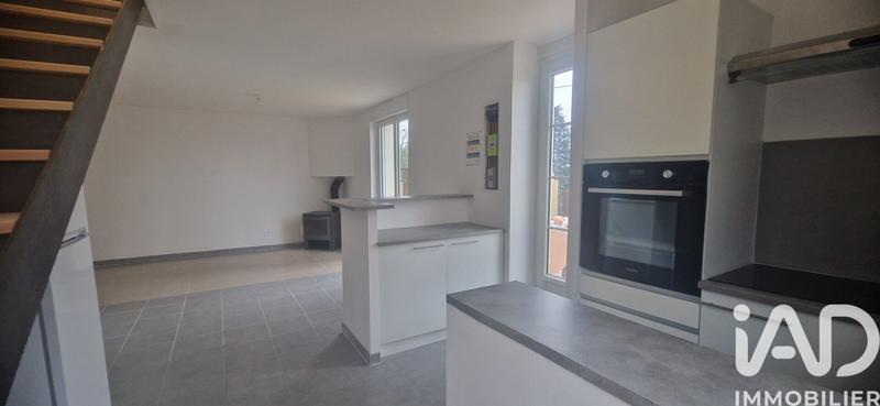 Maison - 96 m² - 5 pièces