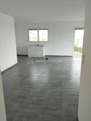 Pavillon - 105 m² - 5 pièces