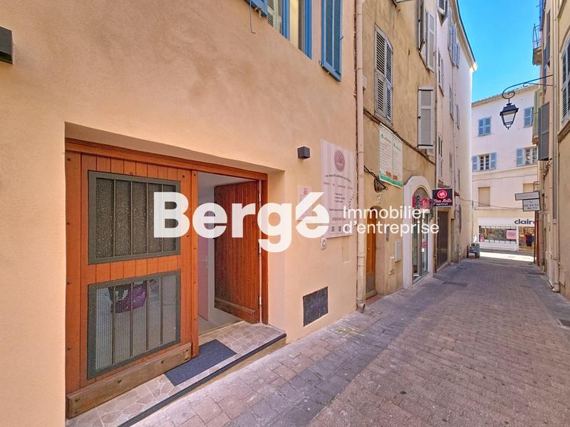 Local commercial - 135 m²