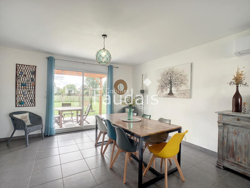 Maison - 105 m² - 5 pièces