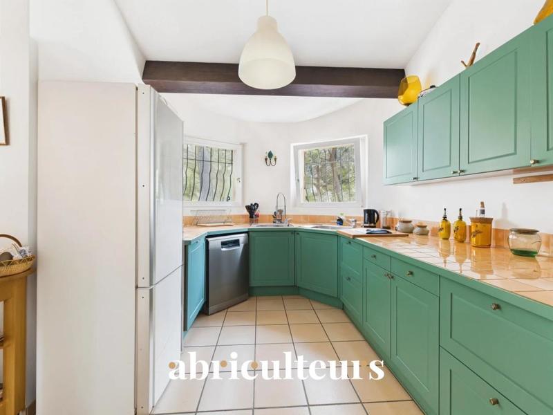 Maison ancienne - 256 m² - 8 pièces