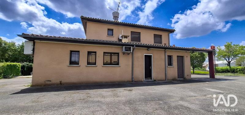 Local commercial - 236 m²